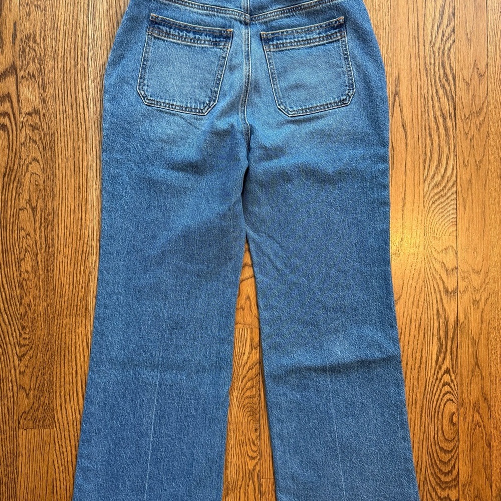 LOFT The Wide Leg High Rise Jeans – Size 28P – Button Detail - Picture 4 of 6